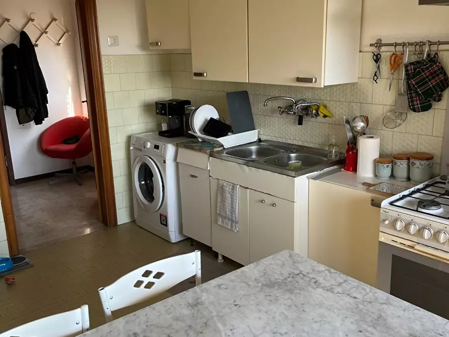 Immagine 8 di Appartamento in vendita  a Carrara