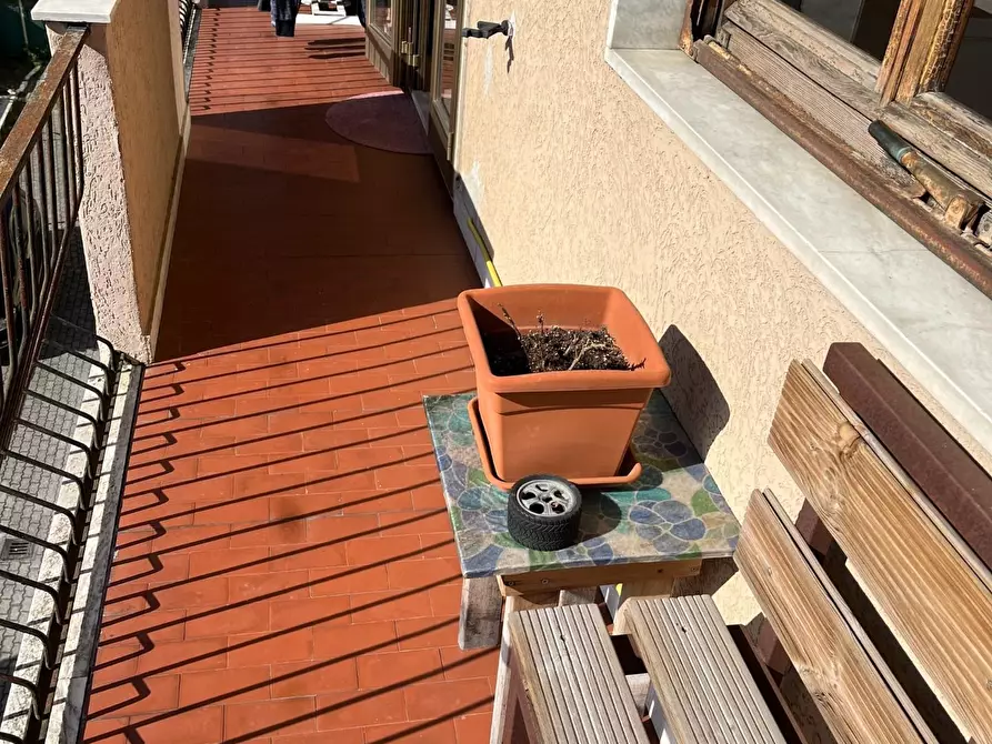 Immagine 10 di Appartamento in vendita  a Carrara