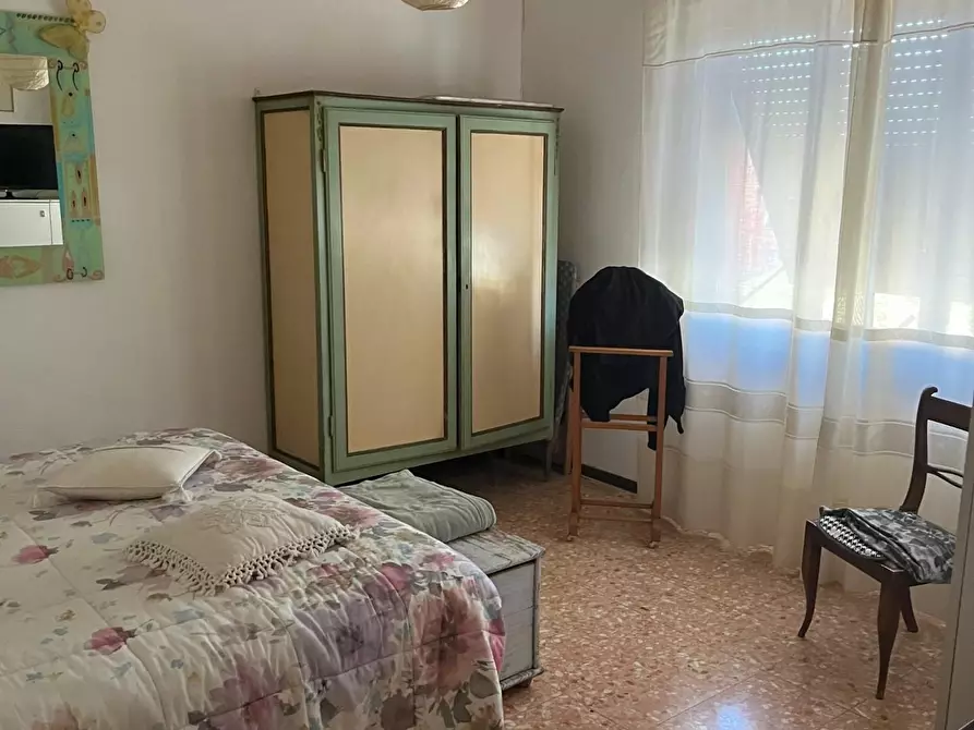 Immagine 13 di Appartamento in vendita  a Carrara