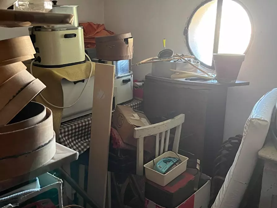 Immagine 22 di Appartamento in vendita  a Carrara