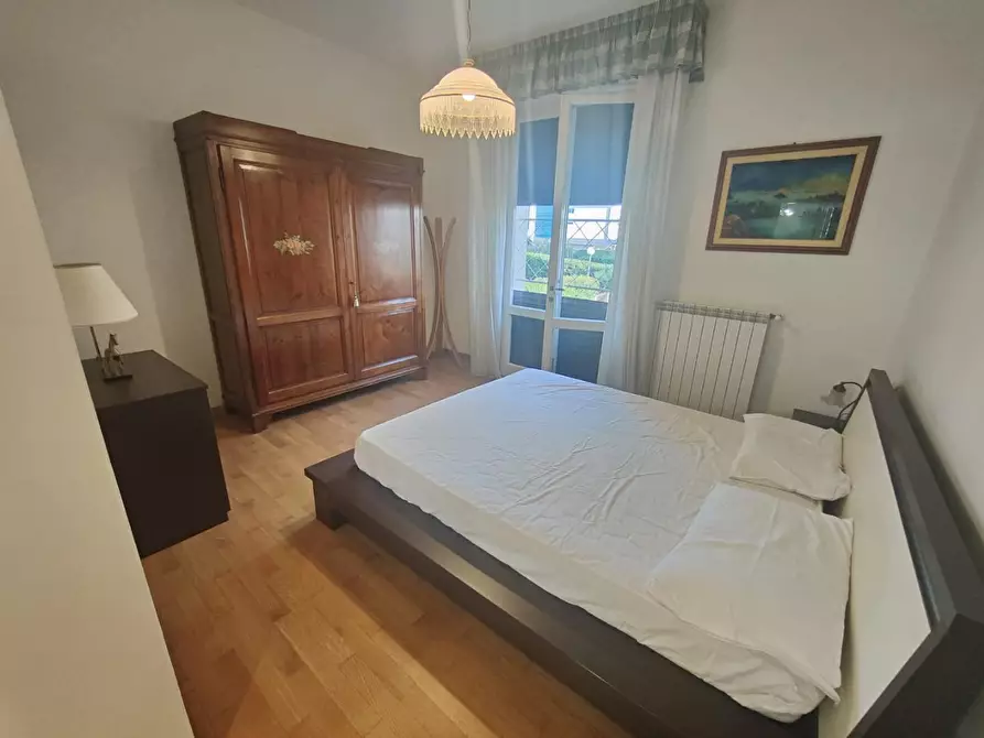 Immagine 8 di Appartamento in vendita  a Viareggio