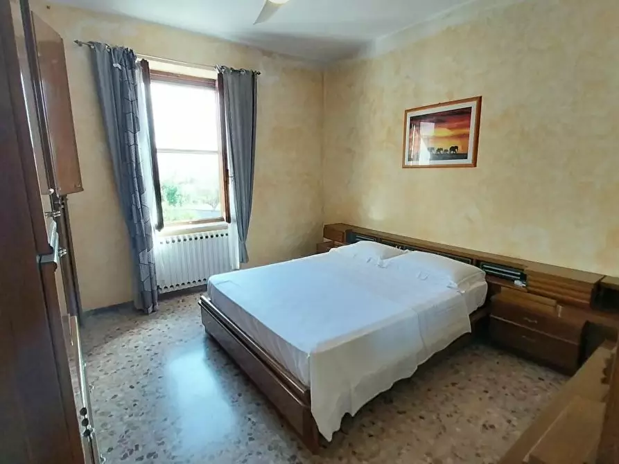 Immagine 12 di Appartamento in vendita  a Ameglia