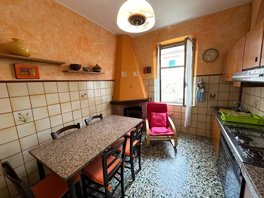 Immagine 37 di Appartamento in vendita  a Ameglia