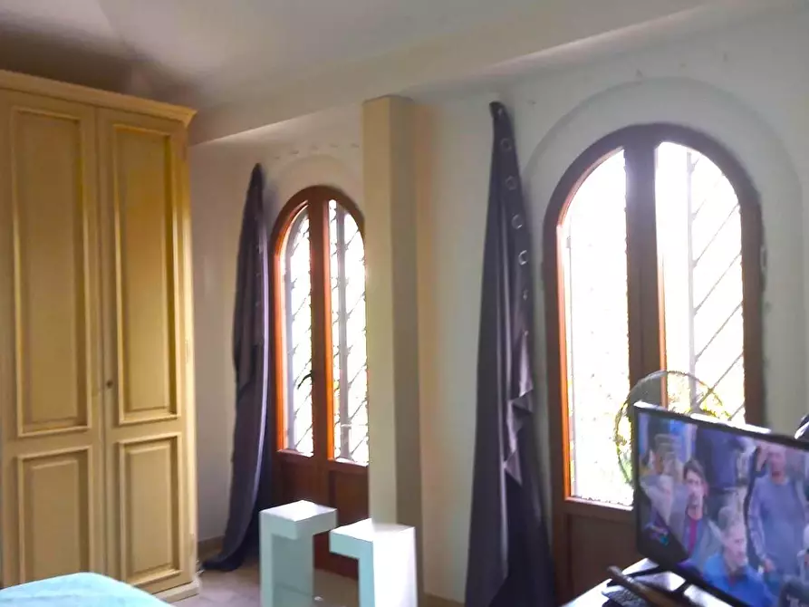 Immagine 25 di Casa bifamiliare in vendita  a Montignoso