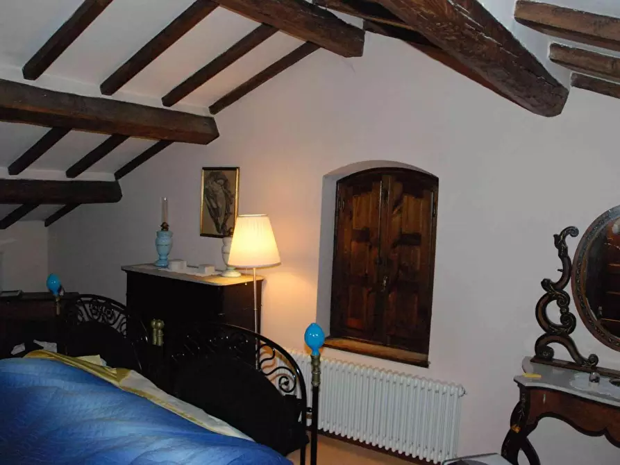 Immagine 22 di Villa in vendita  a Lucca