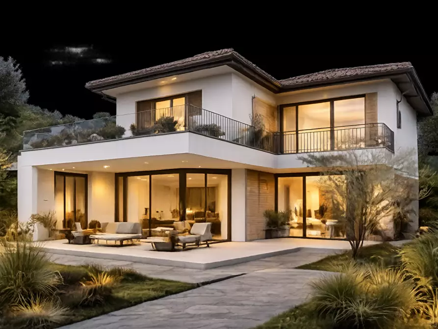 Immagine 1 di Villa in vendita  a Forte Dei Marmi