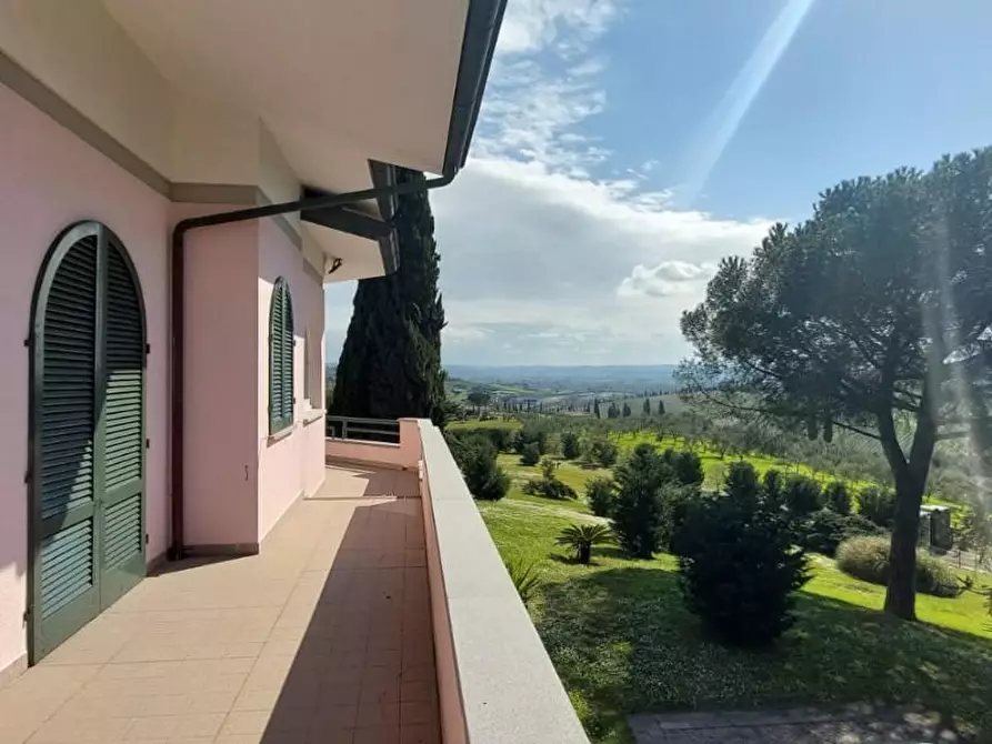 Immagine 5 di Villa in vendita  a Cerreto Guidi