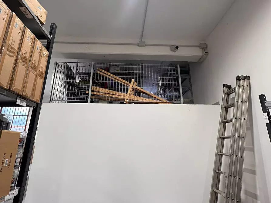 Immagine 7 di Attività artigianale in vendita  a Vicopisano