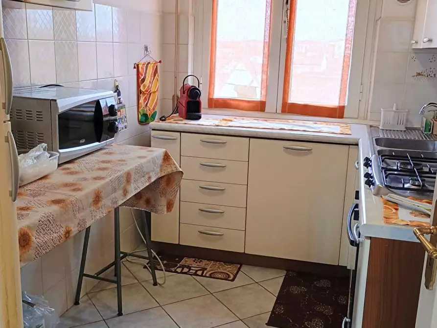 Immagine 7 di Appartamento in vendita  a Viareggio