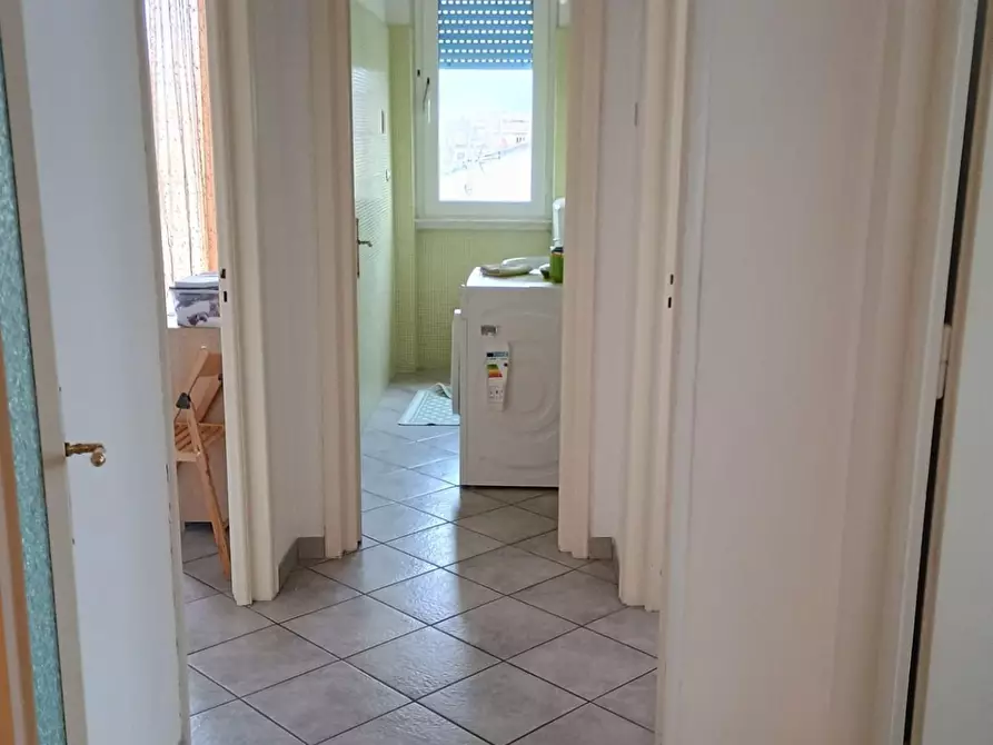 Immagine 10 di Appartamento in vendita  a Viareggio