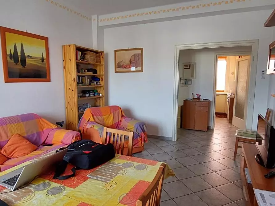 Immagine 6 di Appartamento in vendita  a Viareggio