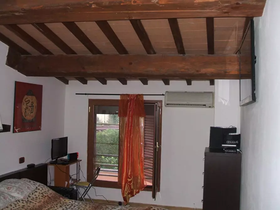 Immagine 7 di Villetta a schiera in vendita  a Vecchiano