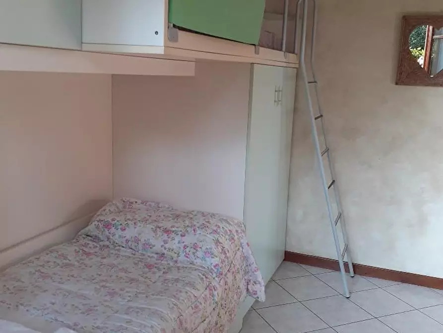 Immagine 8 di Appartamento in vendita  a Massa