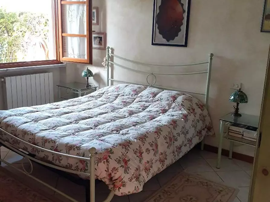 Immagine 16 di Appartamento in vendita  a Massa