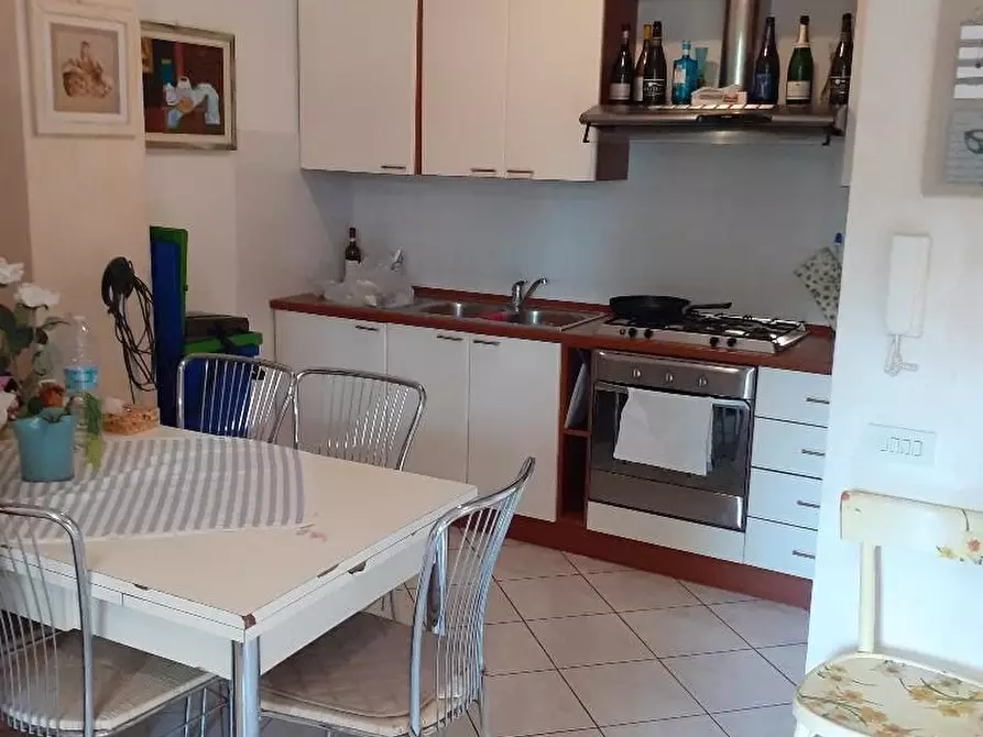 Immagine 13 di Appartamento in vendita  a Massa