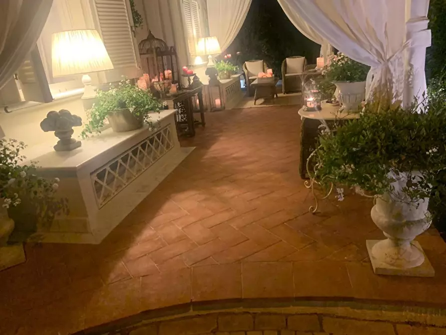 Immagine 35 di Casa trifamiliare in vendita  a Pietrasanta