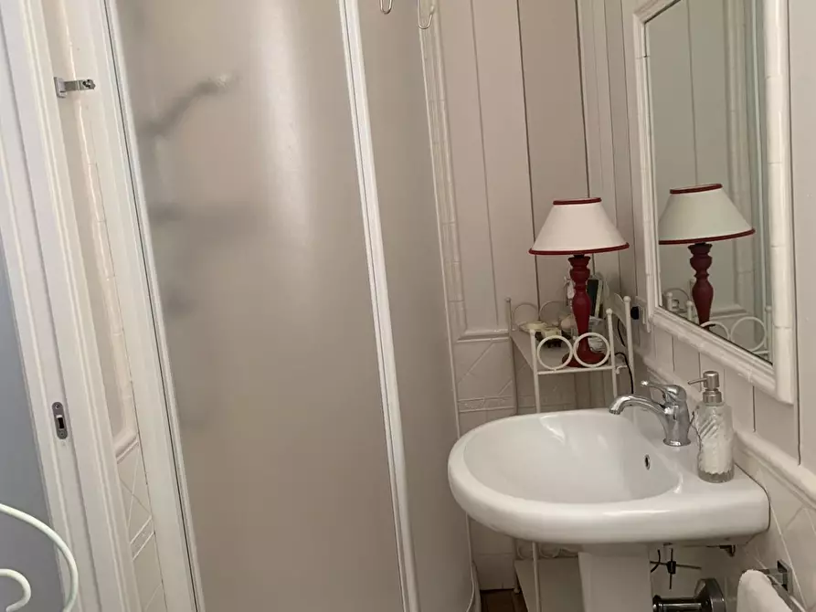 Immagine 19 di Casa trifamiliare in vendita  a Pietrasanta