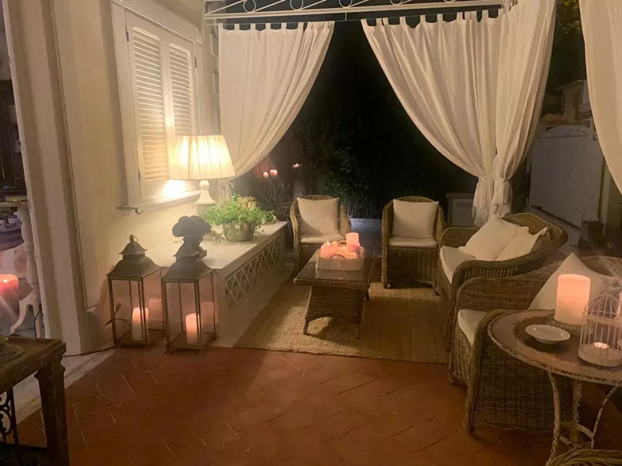 Immagine 36 di Casa trifamiliare in vendita  a Pietrasanta