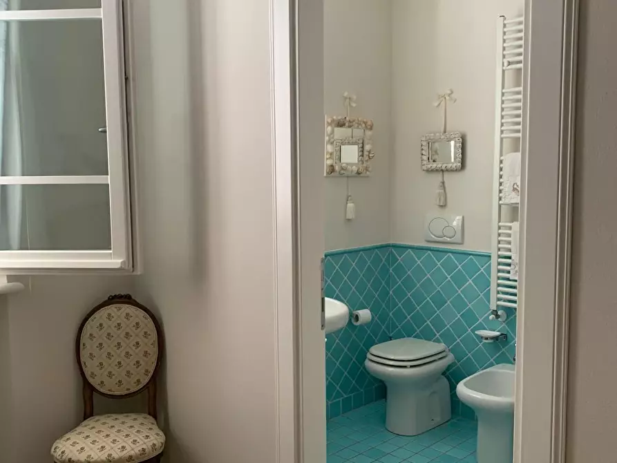 Immagine 12 di Casa trifamiliare in vendita  a Pietrasanta