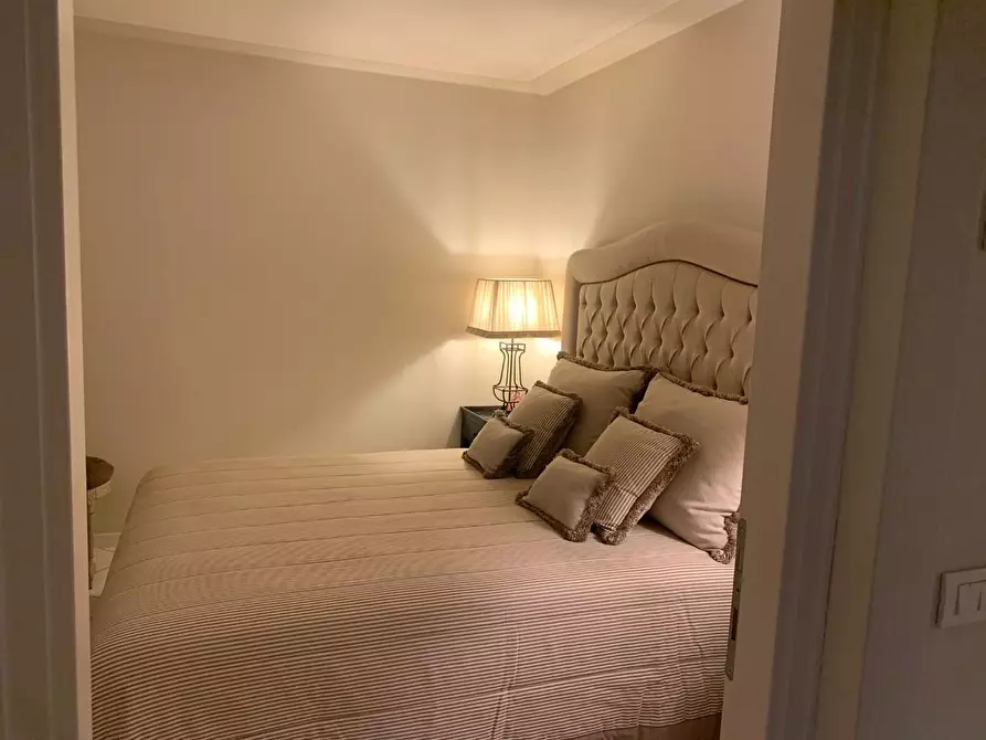 Immagine 6 di Casa trifamiliare in vendita  a Pietrasanta