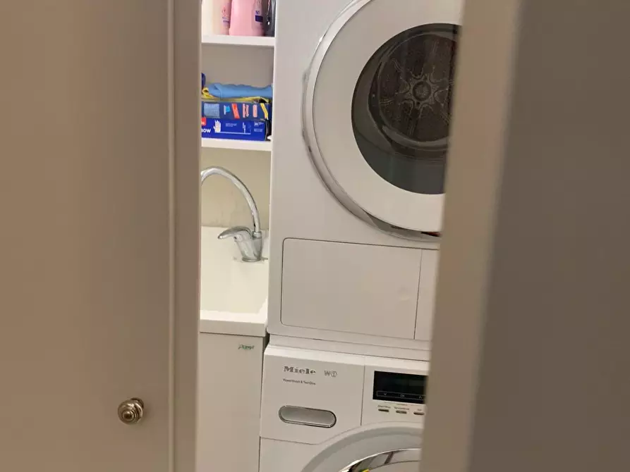 Immagine 23 di Casa trifamiliare in vendita  a Pietrasanta