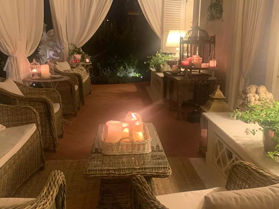 Immagine 39 di Casa trifamiliare in vendita  a Pietrasanta