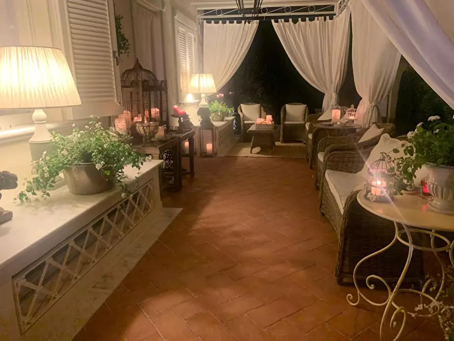 Immagine 34 di Casa trifamiliare in vendita  a Pietrasanta