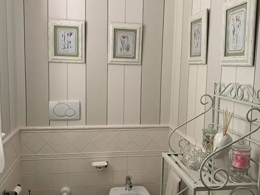 Immagine 18 di Casa trifamiliare in vendita  a Pietrasanta