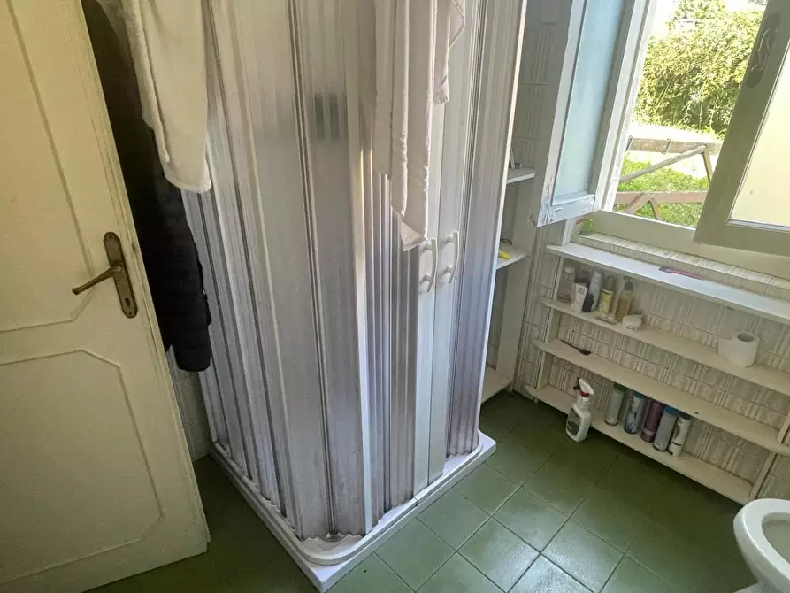 Immagine 25 di Casa semindipendente in vendita  a Montignoso