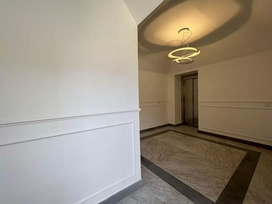 Immagine 12 di Appartamento in vendita  a La Spezia