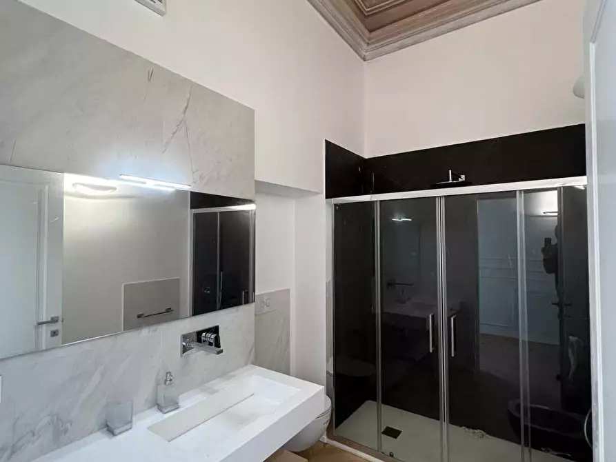 Immagine 30 di Appartamento in vendita  a La Spezia