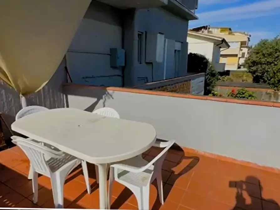 Immagine 20 di Appartamento in vendita  a Carrara