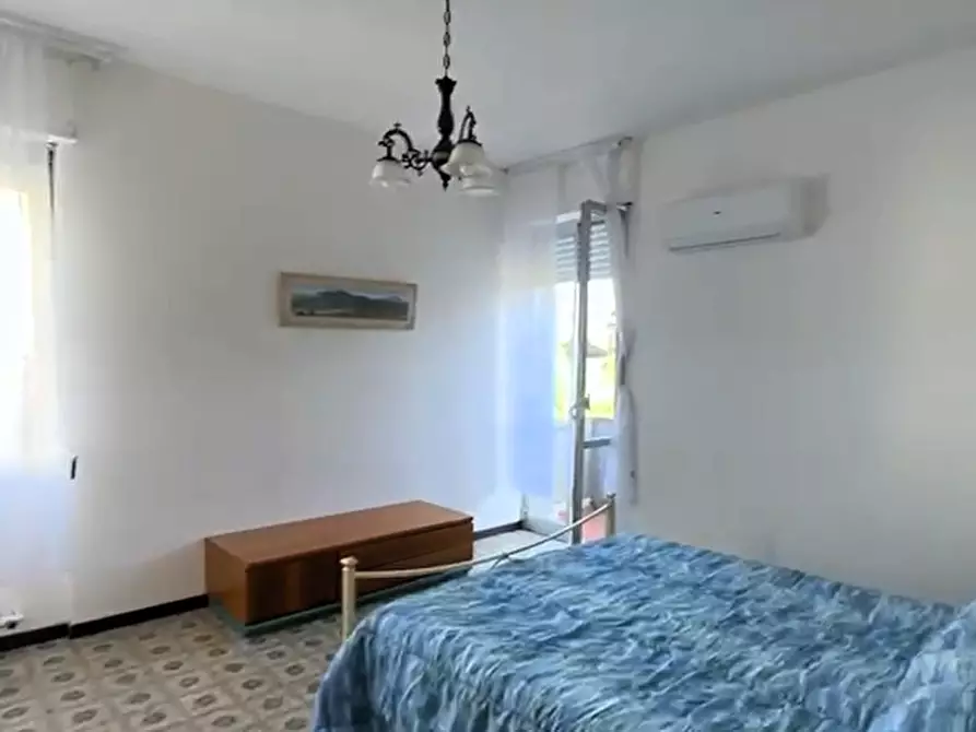 Immagine 13 di Appartamento in vendita  a Carrara