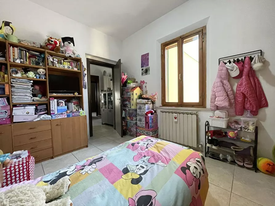 Immagine 13 di Appartamento in vendita  a Siena