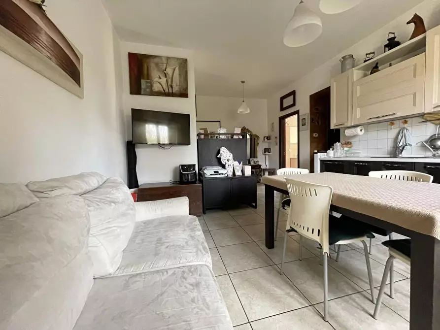 Immagine 5 di Appartamento in vendita  a Siena