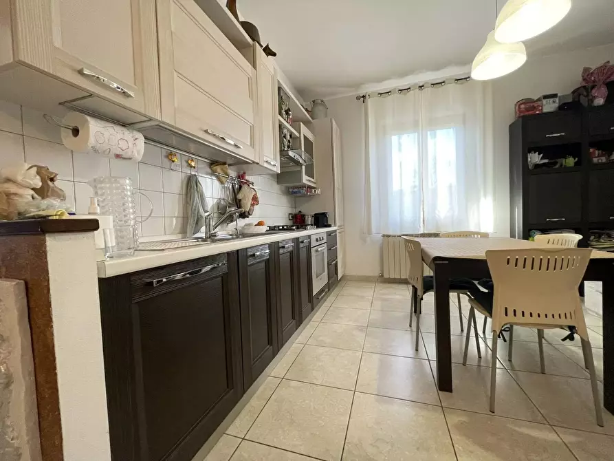 Immagine 6 di Appartamento in vendita  a Siena