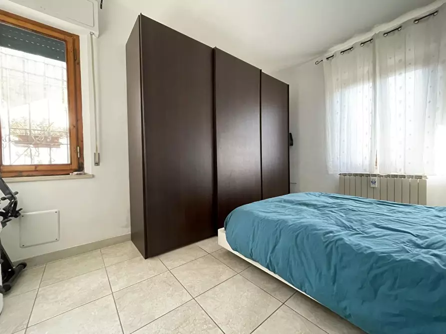 Immagine 10 di Appartamento in vendita  a Siena