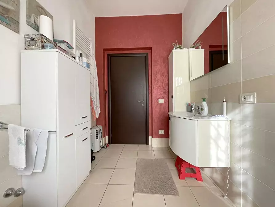 Immagine 14 di Appartamento in vendita  a Siena