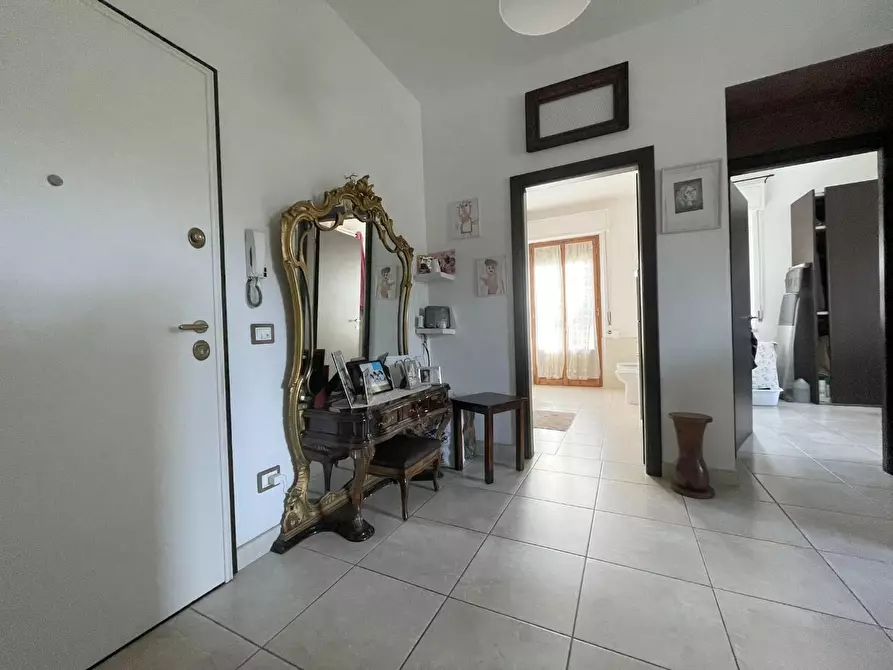 Immagine 7 di Appartamento in vendita  a Siena