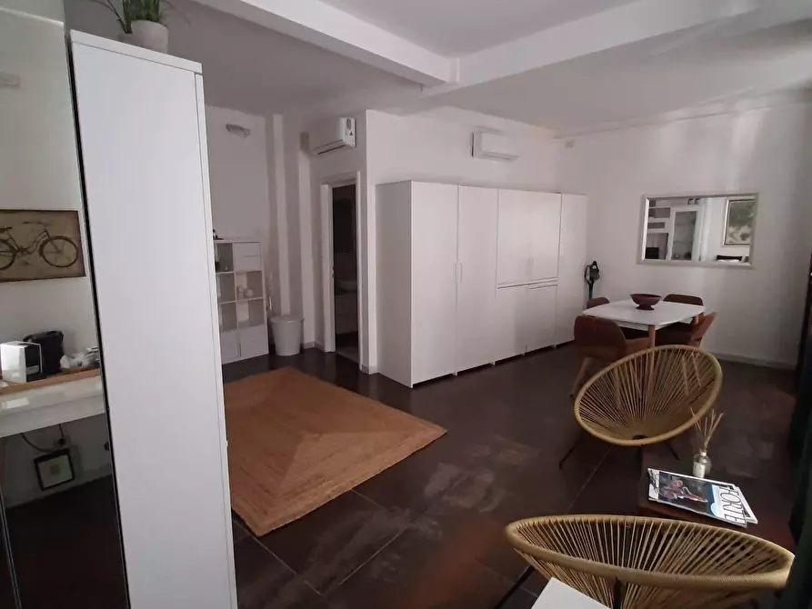 Immagine 11 di Appartamento in affitto  a Pietrasanta