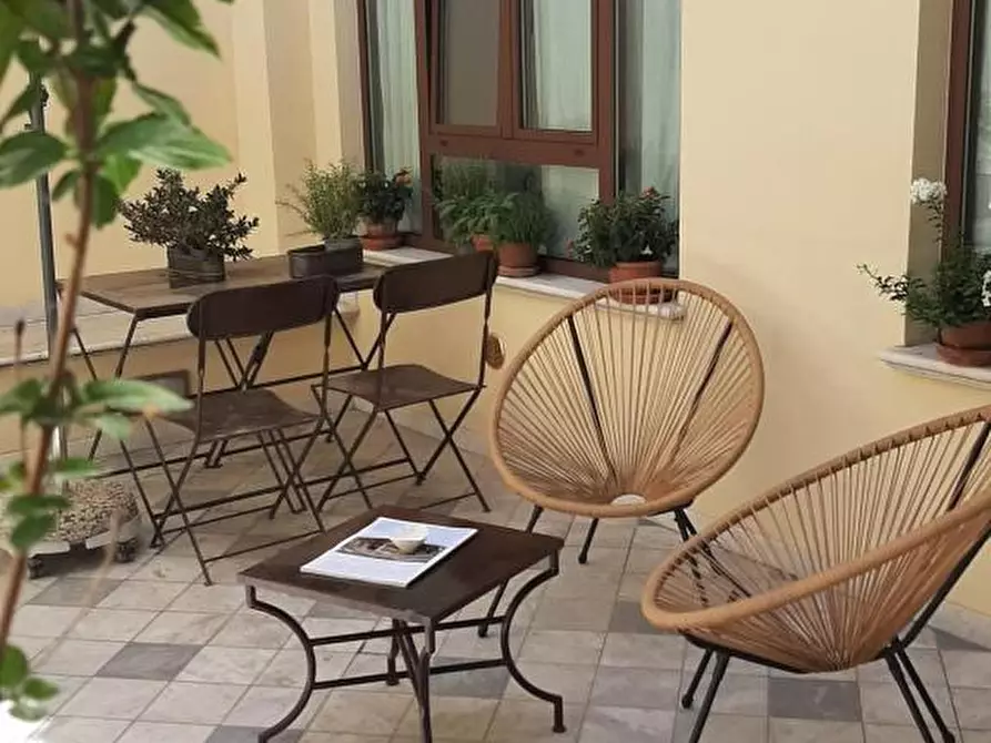 Immagine 2 di Appartamento in affitto  a Pietrasanta