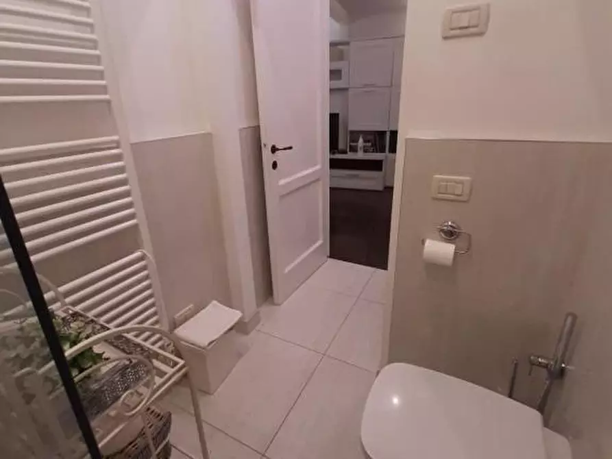 Immagine 14 di Appartamento in affitto  a Pietrasanta