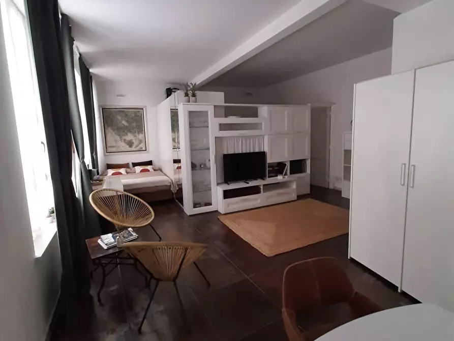 Immagine 5 di Appartamento in affitto  a Pietrasanta