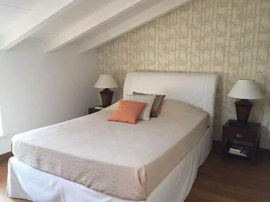 Immagine 10 di Appartamento in affitto  a Forte Dei Marmi