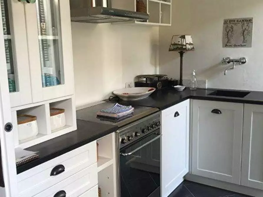 Immagine 2 di Appartamento in affitto  a Forte Dei Marmi