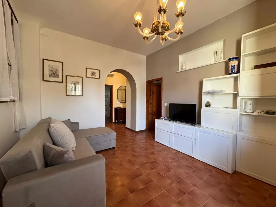 Immagine 1 di Appartamento in vendita  a Forte Dei Marmi