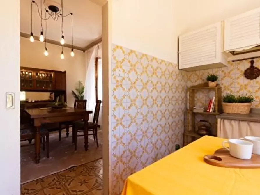 Immagine 7 di Appartamento in vendita  a Siena