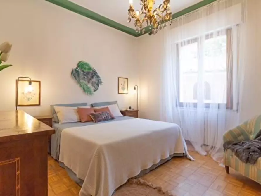 Immagine 18 di Appartamento in vendita  a Siena