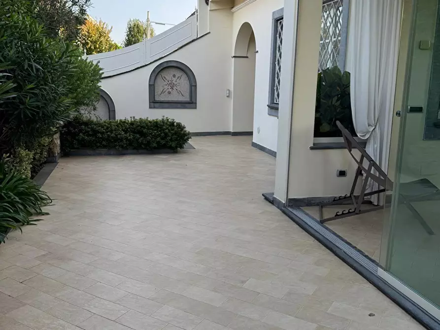 Immagine 9 di Villa in affitto  a Forte Dei Marmi