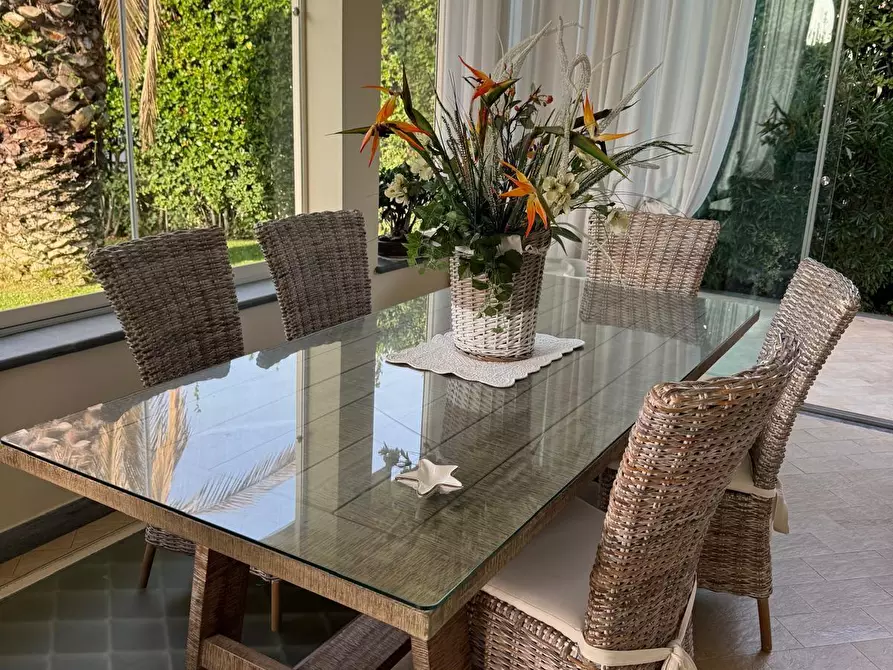 Immagine 5 di Villa in affitto  a Forte Dei Marmi